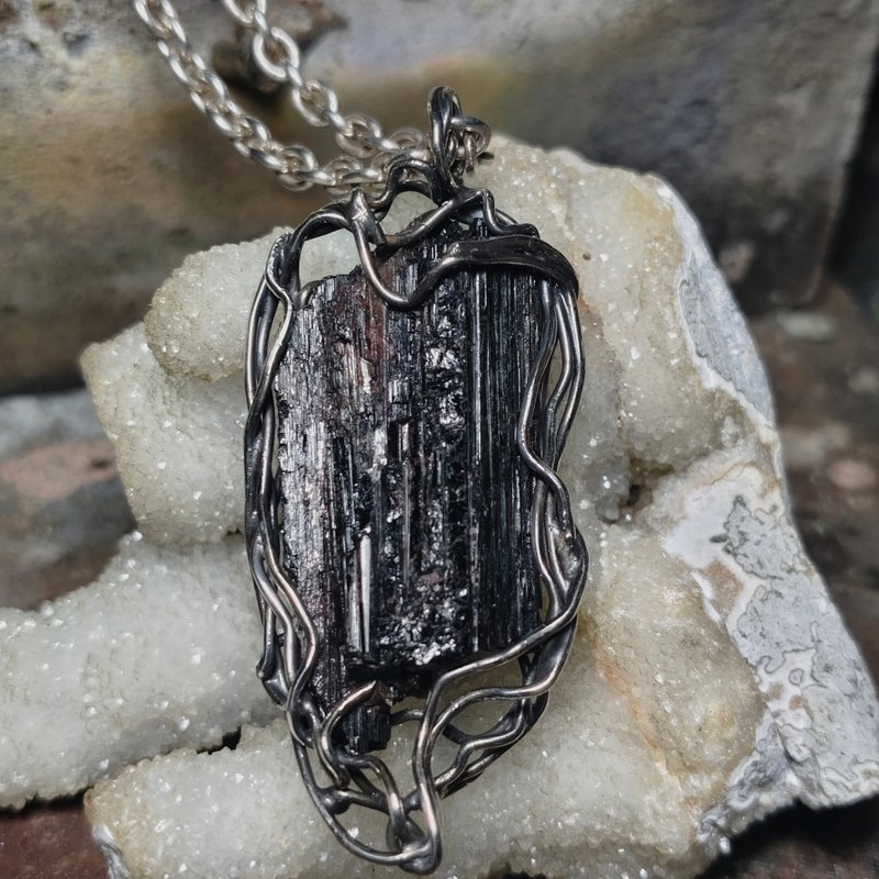 黑碧玺银吊墬 - 项链 - 宝石 黑色