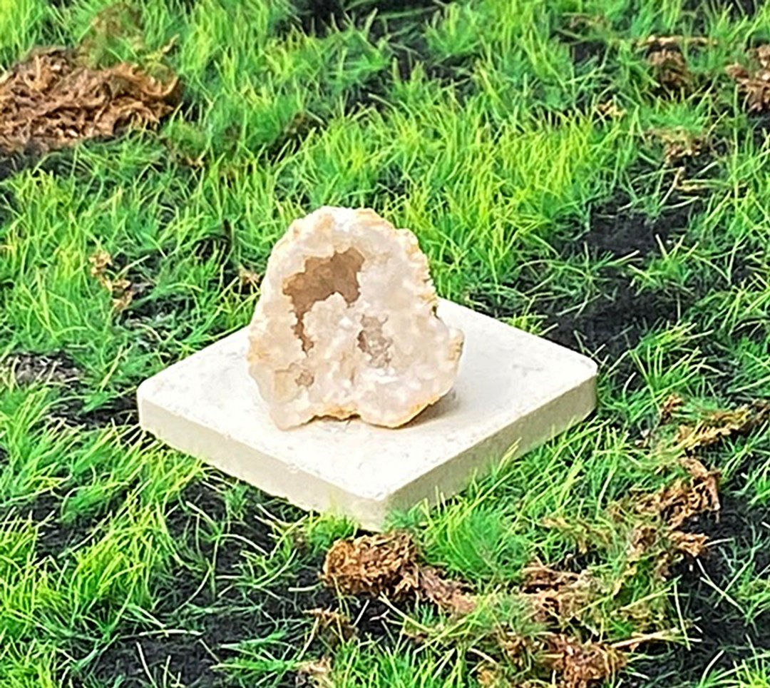 能量摆饰-天然招财玛瑙小白晶花球洞 疗愈 开运  原矿 快速出货 - 摆饰 - 水晶 多色