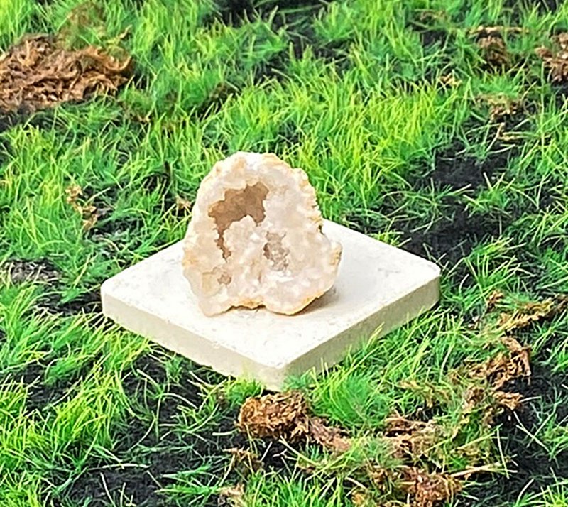 能量摆饰-天然招财玛瑙小白晶花球洞 疗愈 开运  原矿 快速出货 - 摆饰 - 水晶 多色