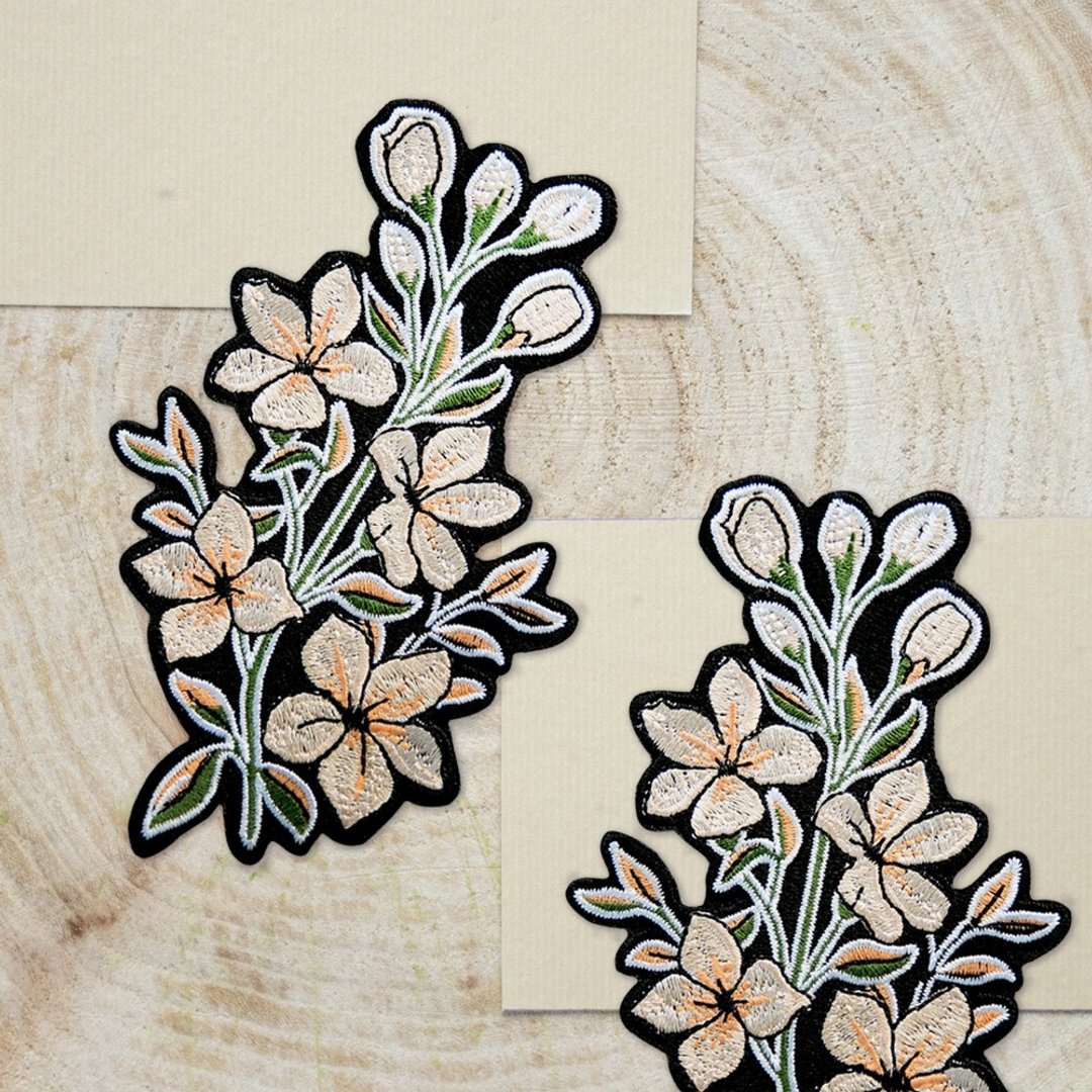 【刺绣布贴】Flower Series - Plumeria 鸡蛋花 - 其他 - 绣线 