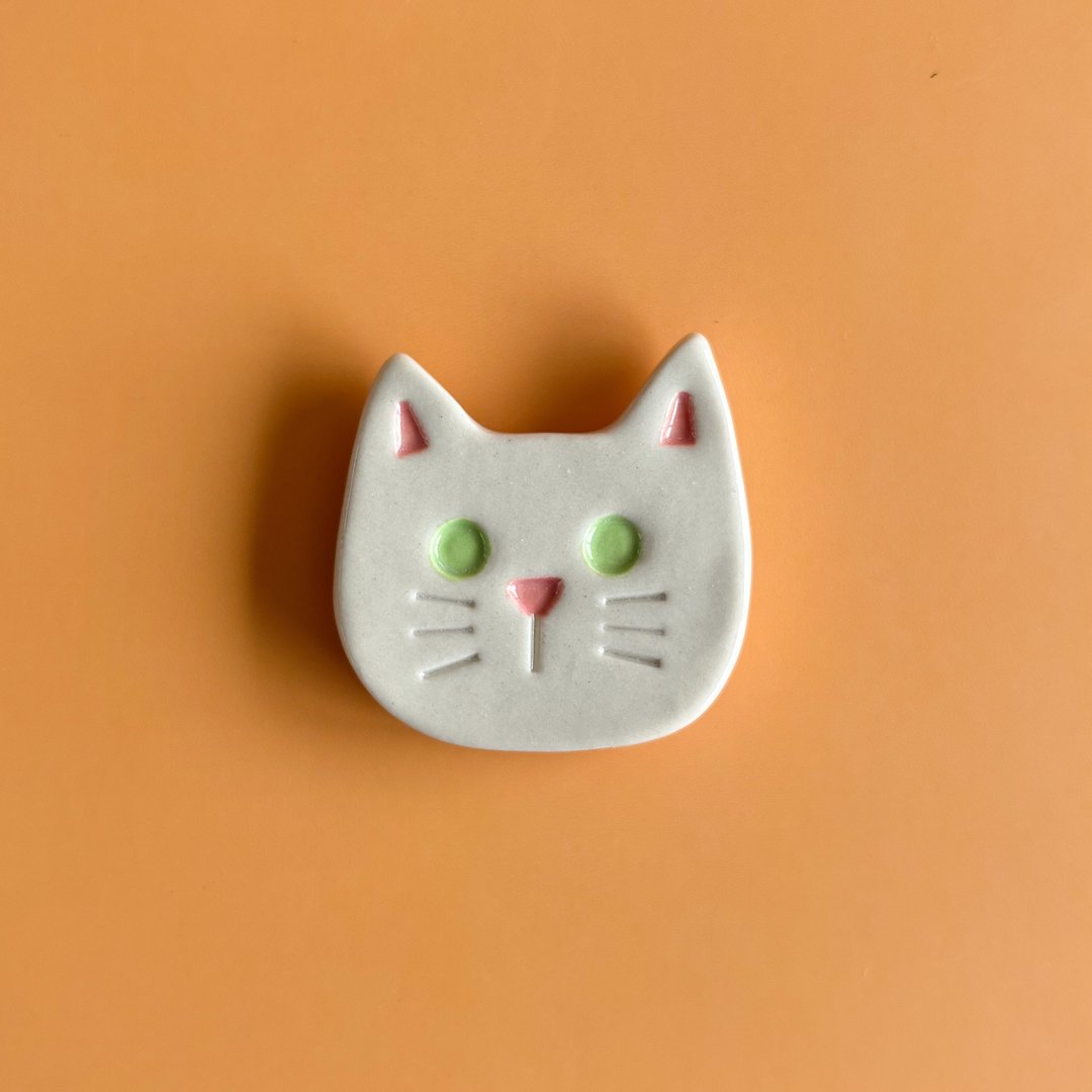 陶瓷猫磁铁 - 冰箱贴/磁贴 - 陶 白色