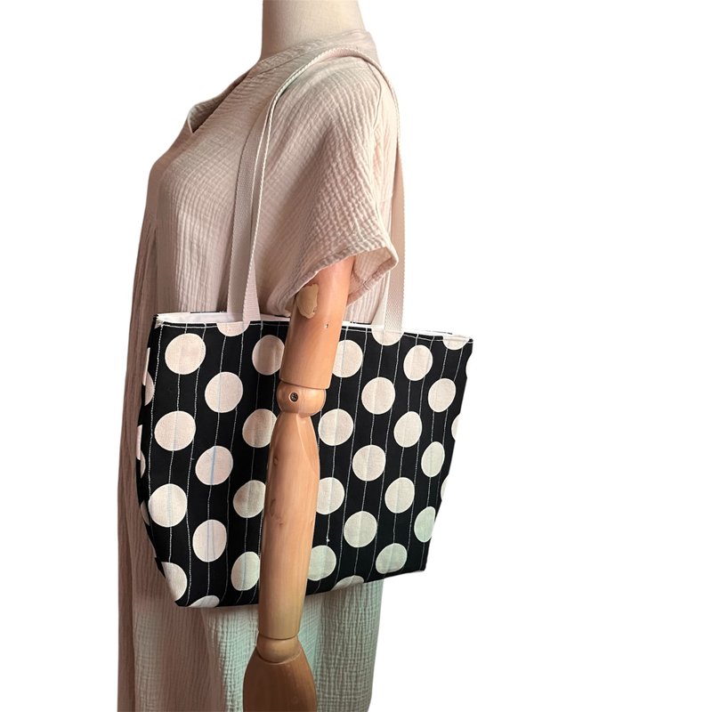 大波点外出包肩侧背包 - 侧背包/斜挎包 - 其他材质 黑色