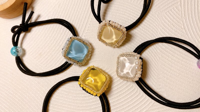 雪白透亮 珠绣发饰 - 发饰 - 绣线 白色