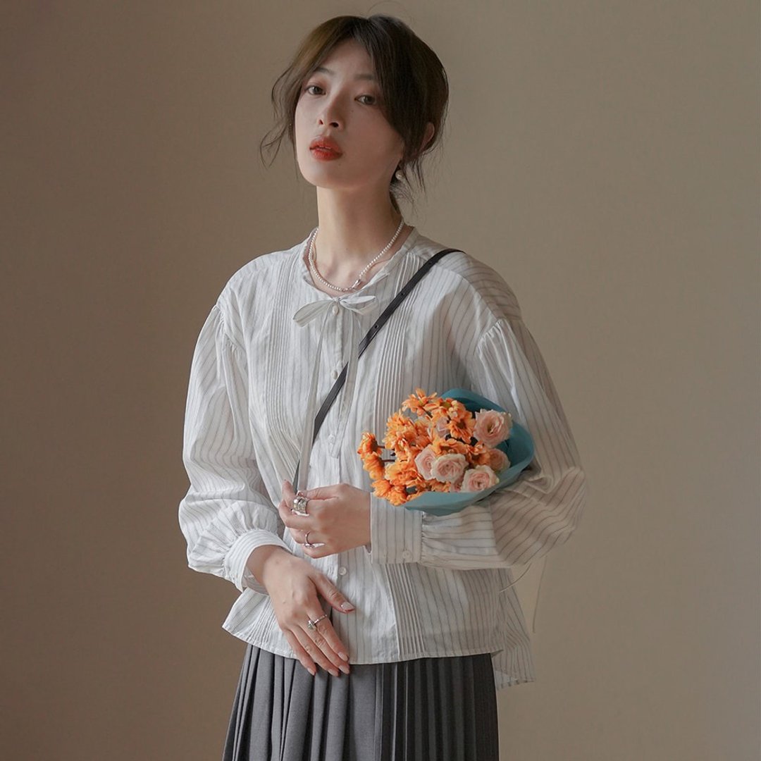条纹系带圆领衬衫|衬衫|秋款|Sora-1037 - 女装衬衫 - 其他材质 多色