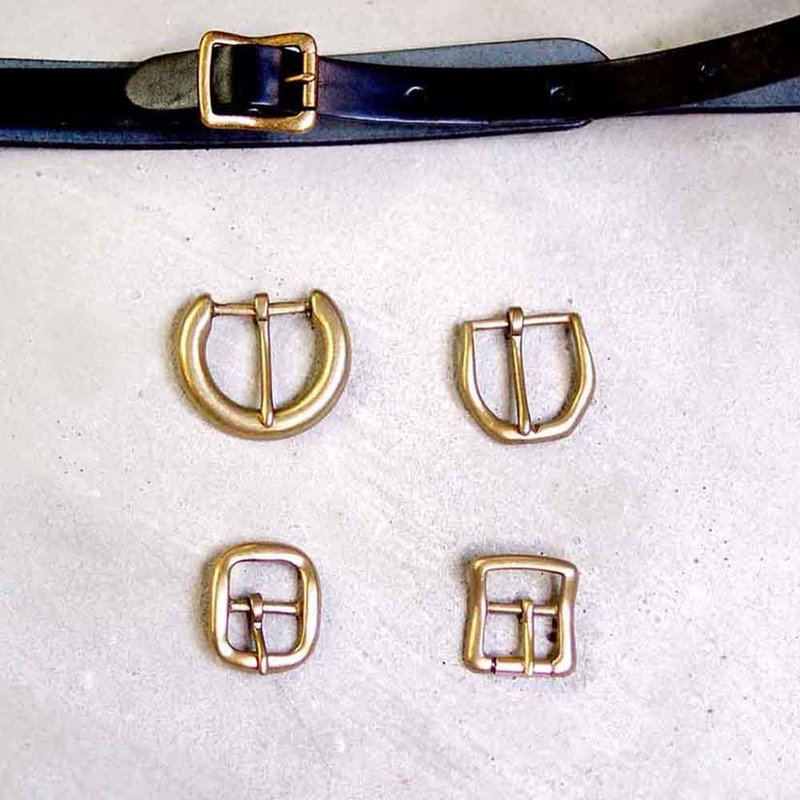 日本制职人手工厚口黄铜日字/马蹄皮带头 (直径3~2.1cm 宽) 1个 - 皮件 - 其他金属 