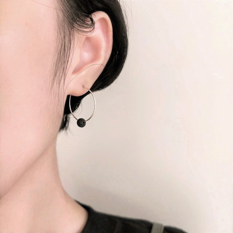 │质感│ 黑火山石 • 轻耳饰 • 纯银耳环 • 设计师原创 - 耳环/耳夹 - 纯银 