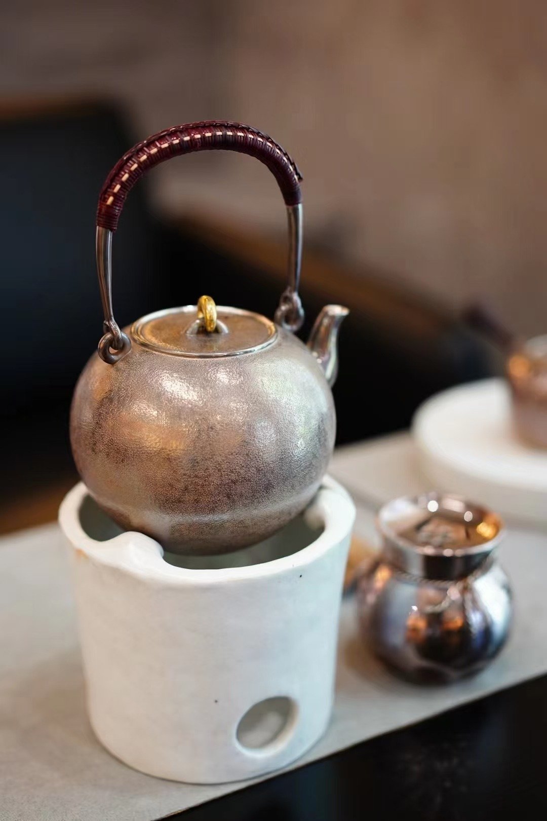 尚帧品 丸形银汤瓶 纯银9999银壶烧水壶煮茶器 900cc - 茶具/茶杯 - 纯银 
