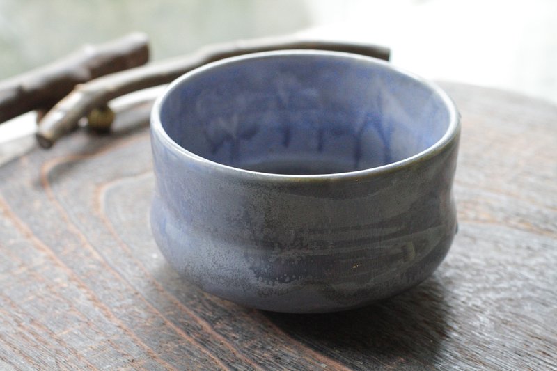 手拉坏绝美紫色抹茶碗/茶碗/陶碗/茶杯 - 茶具/茶杯 - 陶 紫色