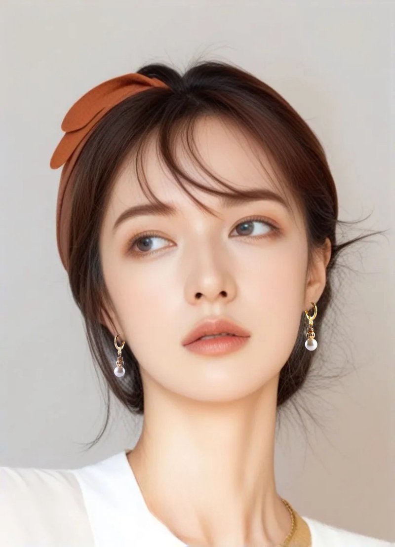 非水晶超级百搭玻璃珍珠锆石14K金小圆坠耳环 - 耳环/耳夹 - 其他金属 白色