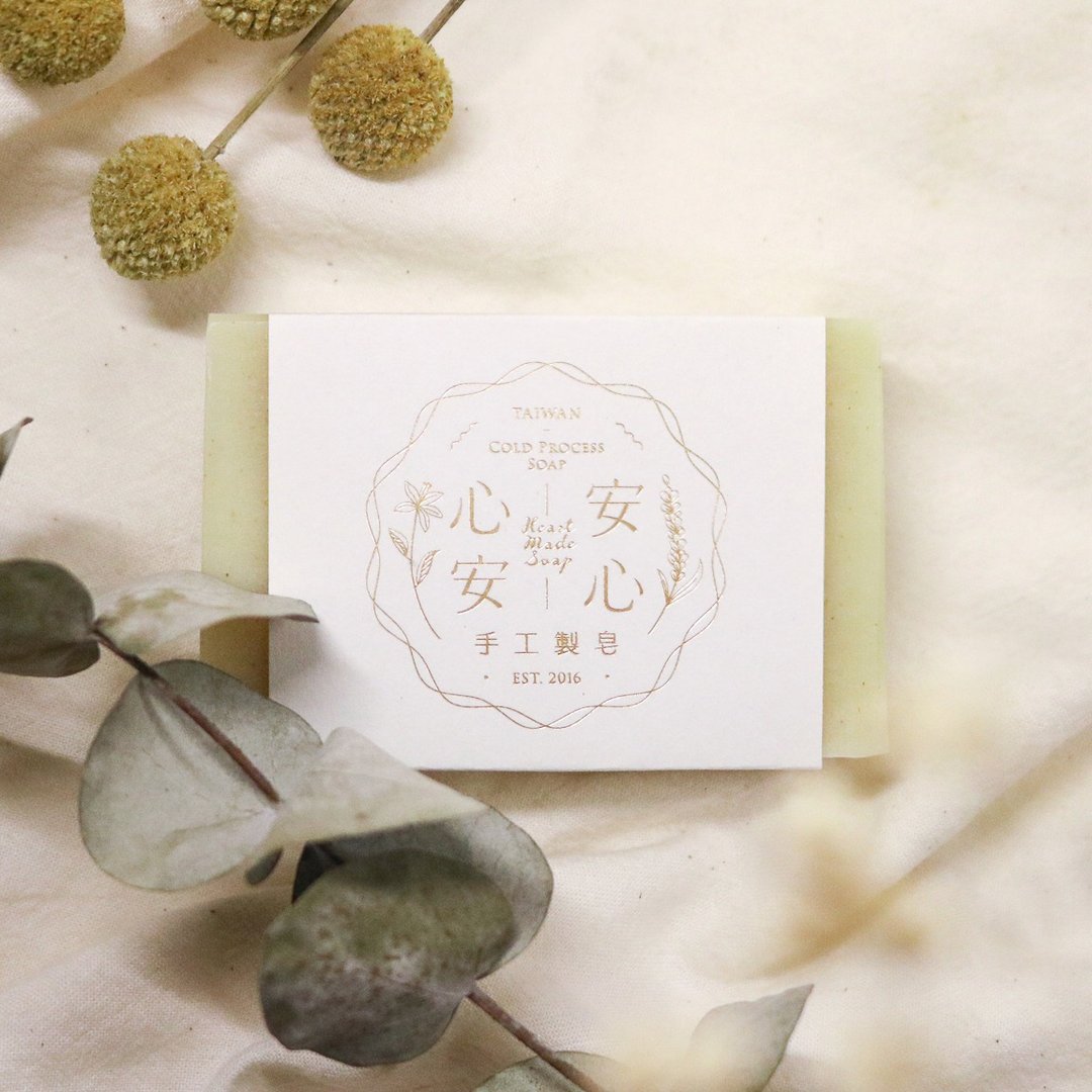 金盏花保湿皂 / 橙花、玫瑰天竺葵 / 冷制精油手工皂 - 肥皂/手工皂 - 植物．花 