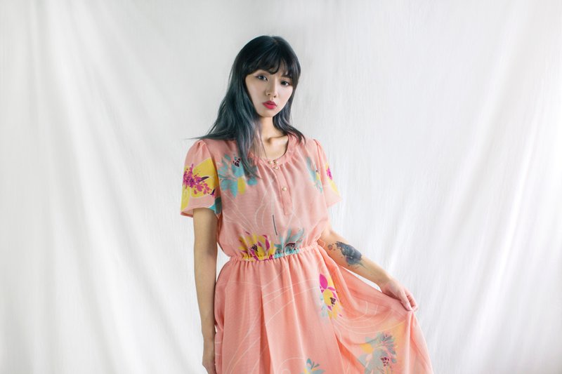 粉肤橘大花短袖古着洋装 - 洋装/连衣裙 - 其他材质 粉红色