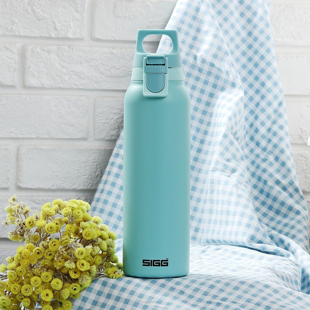 瑞士百年 SIGG 弹盖轻量保温瓶  550ml - 蒂芬妮蓝 - 保温瓶/保温杯 - 不锈钢 
