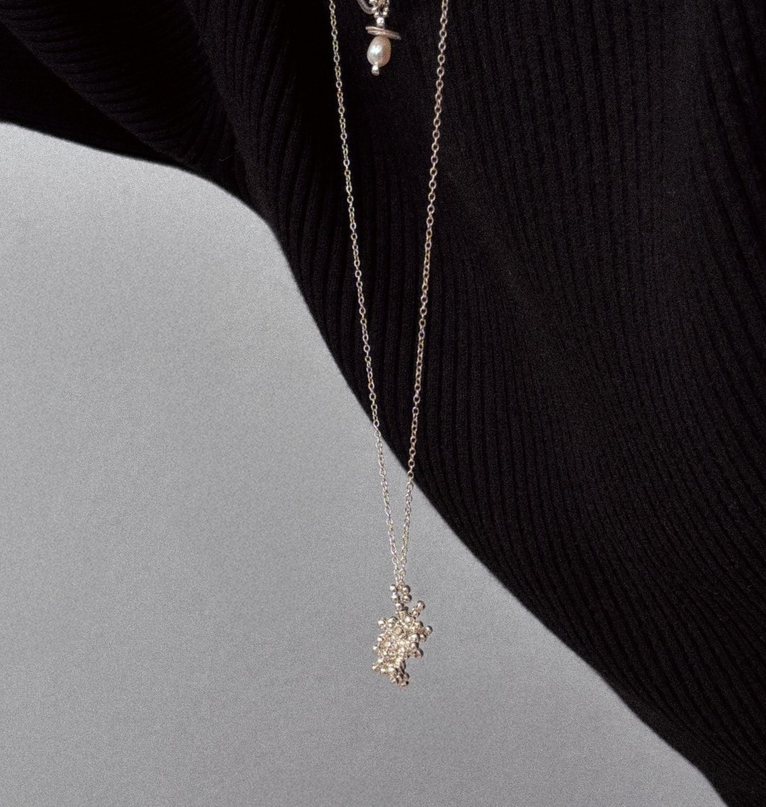 Coral Long Drop Necklace (Sterling Silver) - 项链 - 其他金属 银色