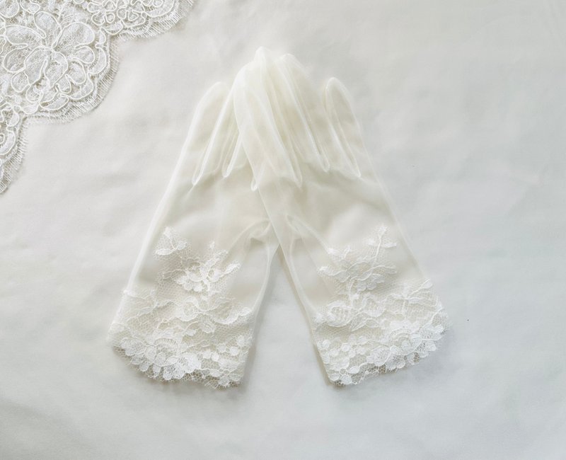 LULIAN 独家设计 | 散发高雅气息的娇美优雅欧根纱短手套 - 手套 - 其他材质 