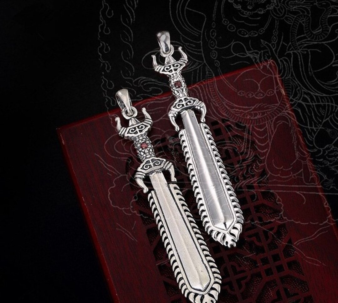 Real 999 Fine Silver Men Cool Sword Pendant without Necklace Buddhism Implement - 长链 - 纯银 银色