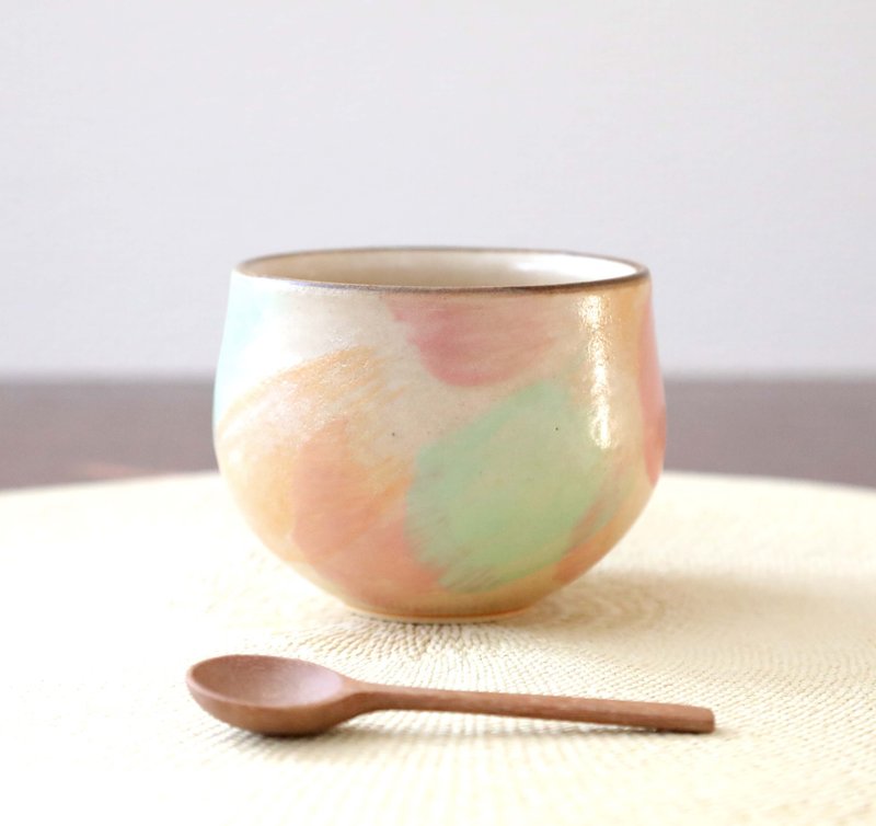 彩色化妆春季色彩笔触和质朴的粘土杯与质朴的边缘 - 其他杯子 - 陶 粉红色