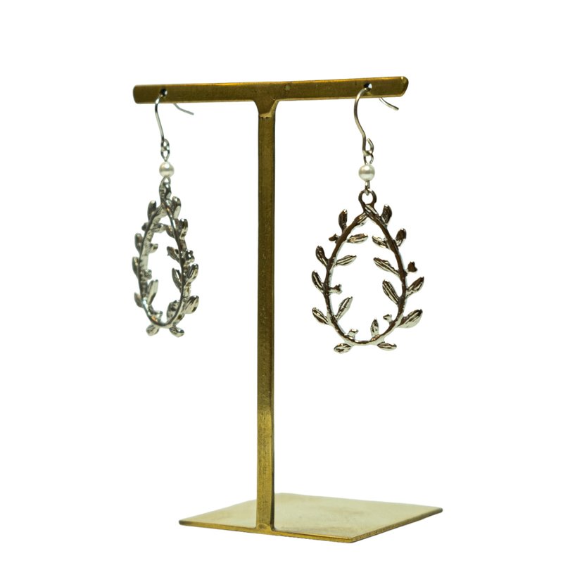 Silver branch pearl earrings - 耳环/耳夹 - 其他金属 银色