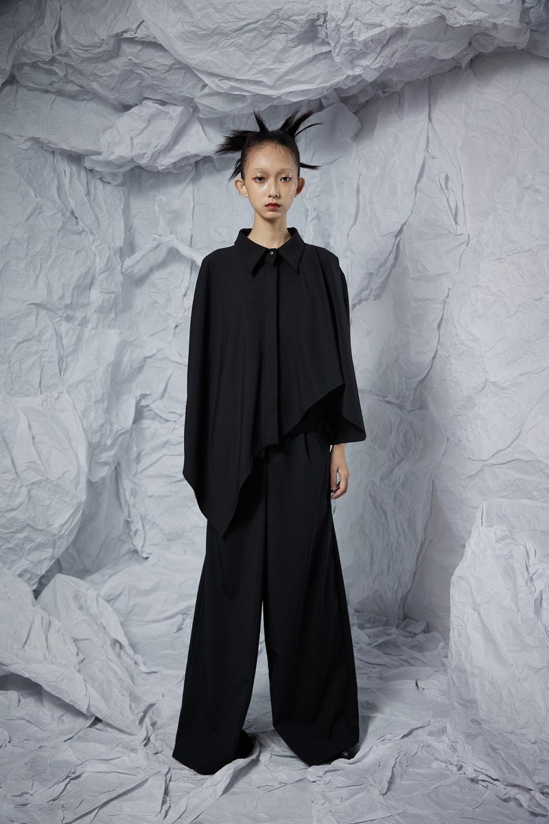 INF 22SS 不对称短袖衬衫 - 女装衬衫 - 其他材质 黑色