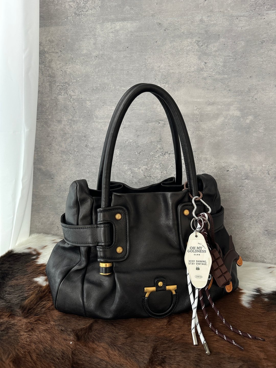 中古包 FERRAGAMO 菲拉格慕 牛皮马蹄扣肩背包 - 手提包/手提袋 - 真皮 黑色