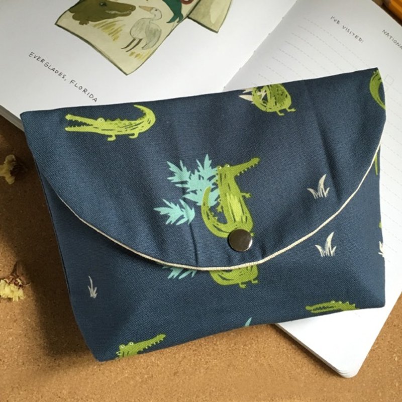 鳄鱼 化妆包 笔袋 收纳 文件 相机包 妈妈包 - 妈妈包 - 棉．麻 