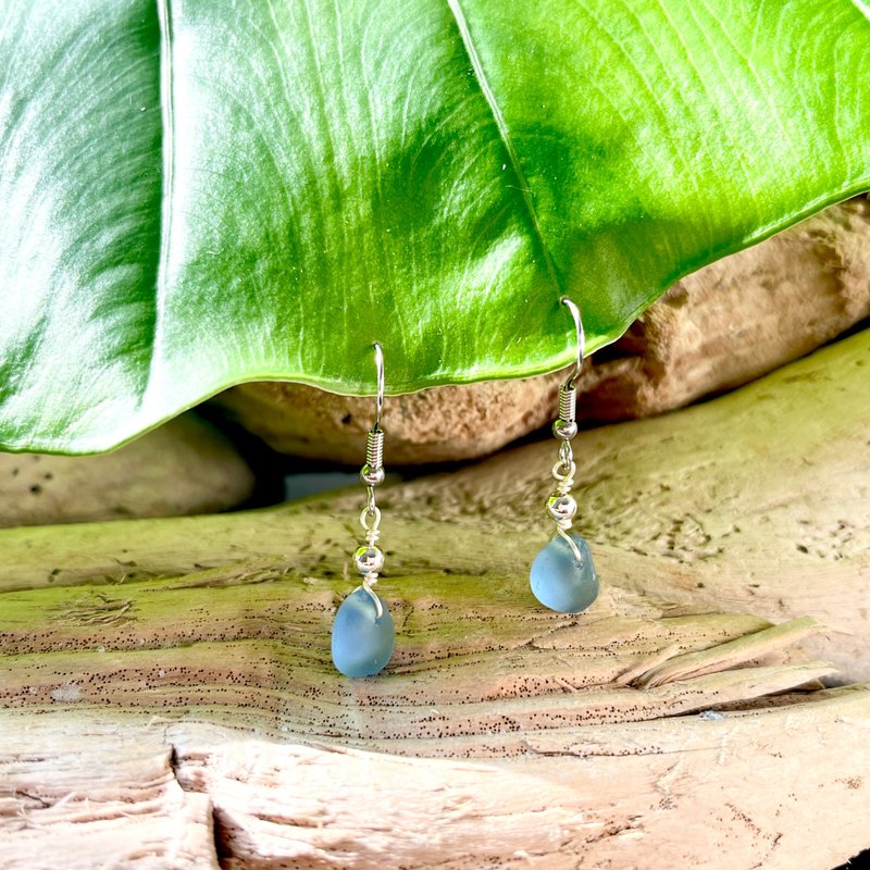 海玻璃系列 / 蓝眼泪 (苏打蓝) / 耳环 / 耳夹 - 耳环/耳夹 - 其他材质 蓝色