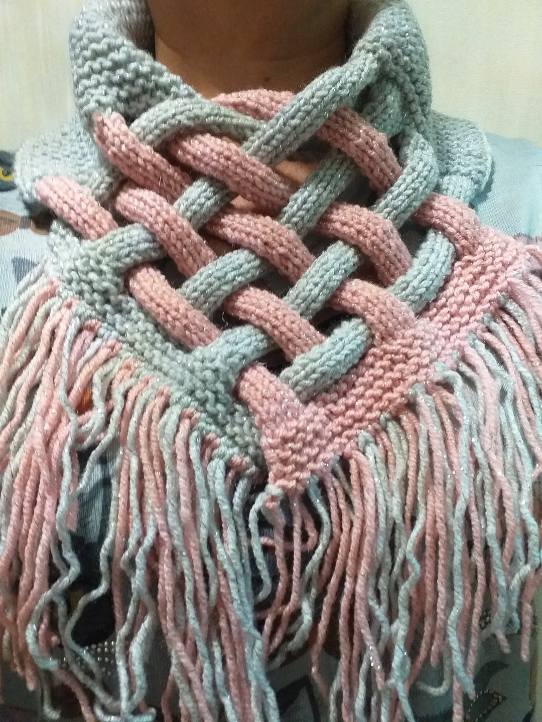 Scarf-Snood braided wool pink with hand-knitted lurex/Neck scarf made of wool - 围巾/披肩 - 羊毛 多色