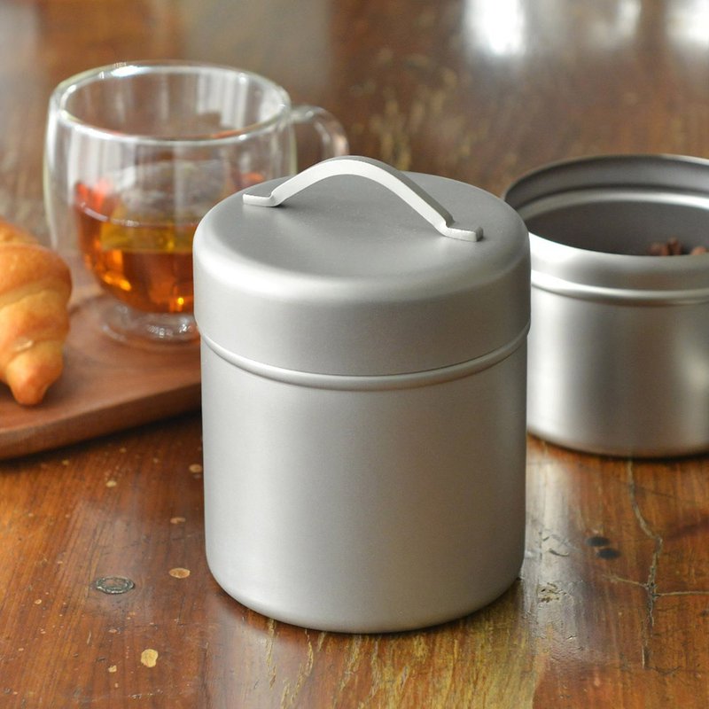 【礼物】日本相泽工房 AIZAWA 日本制18-8不锈钢储豆罐/茶筒-大 - 咖啡壶/周边 - 不锈钢 银色