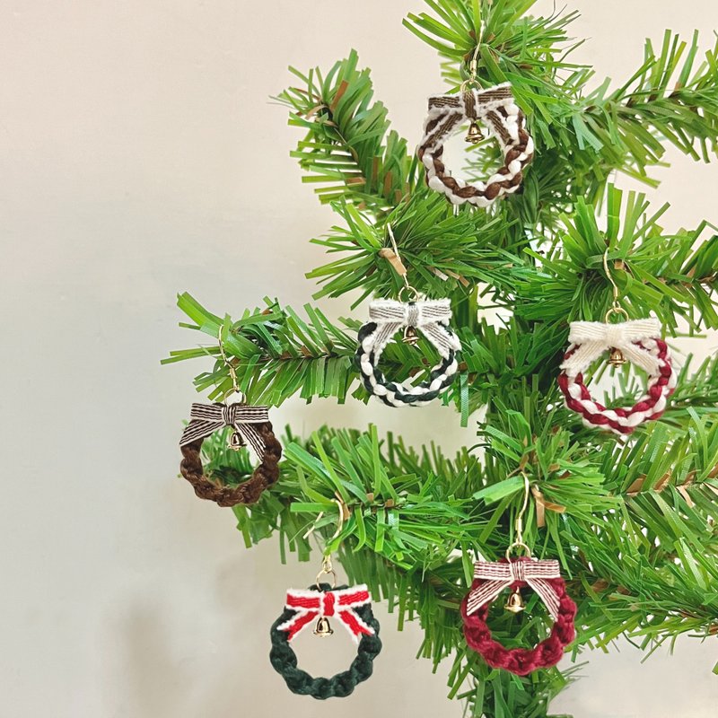 圣诞花圈耳环 耳夹 | 定制化 编织耳环 - 耳环/耳夹 - 绣线 绿色