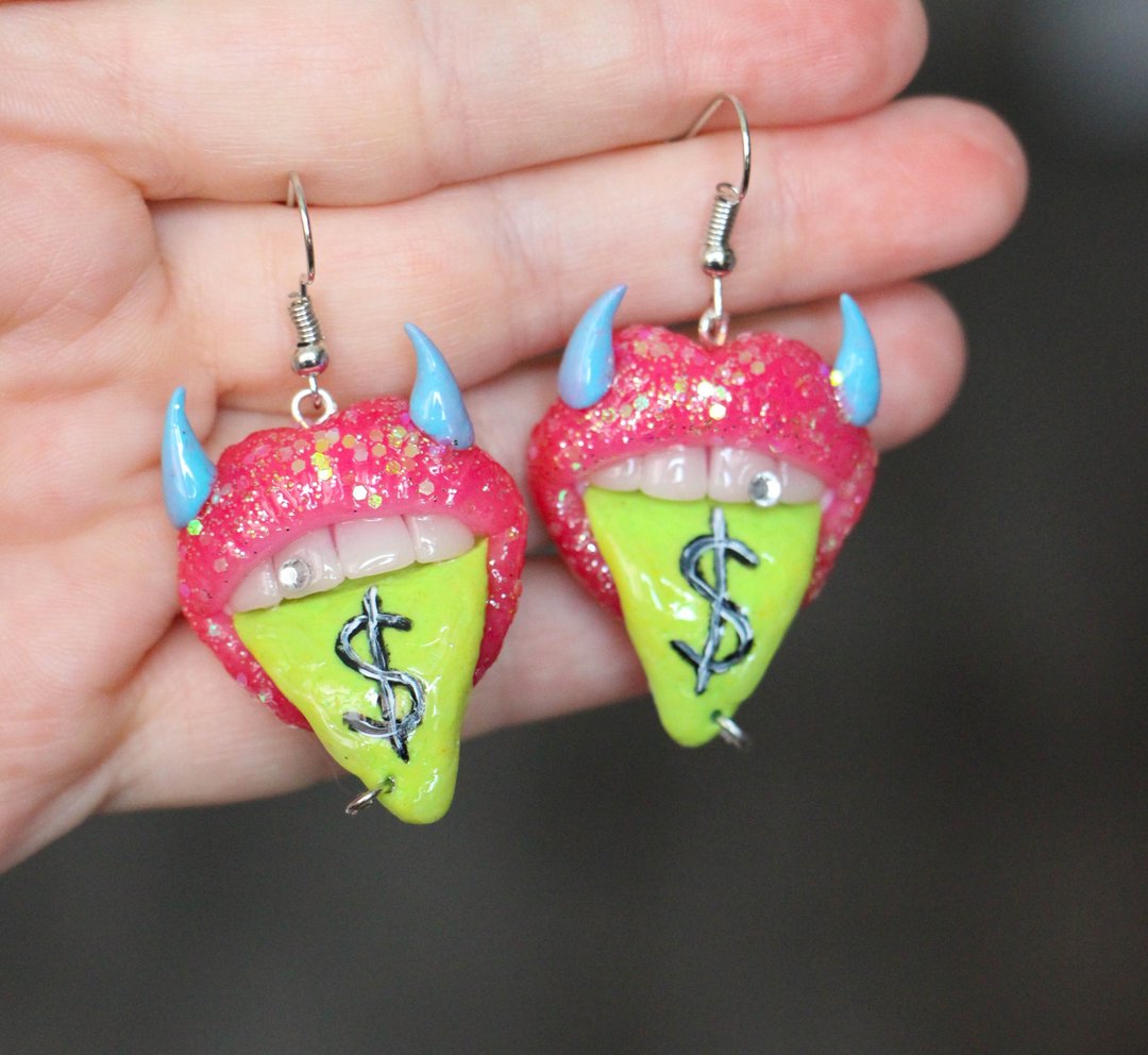 Cool pink glitter earrings - 耳环/耳夹 - 粘土 粉红色