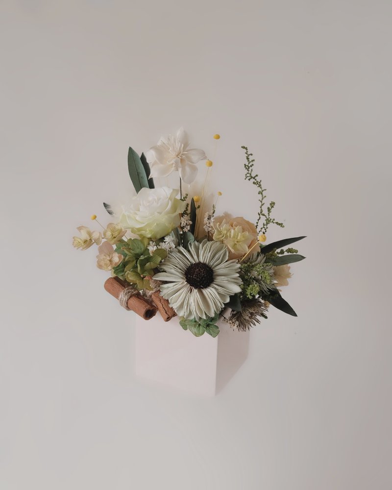 迎新春 永生花桌花 绿意盎然 开幕花 - 干燥花/捧花 - 植物．花 