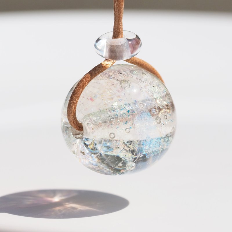 [Premium] Shiny ball glass (Hikaridama) necklace [You can choose a mini] [Made-to-order] - 项链 - 玻璃 白色