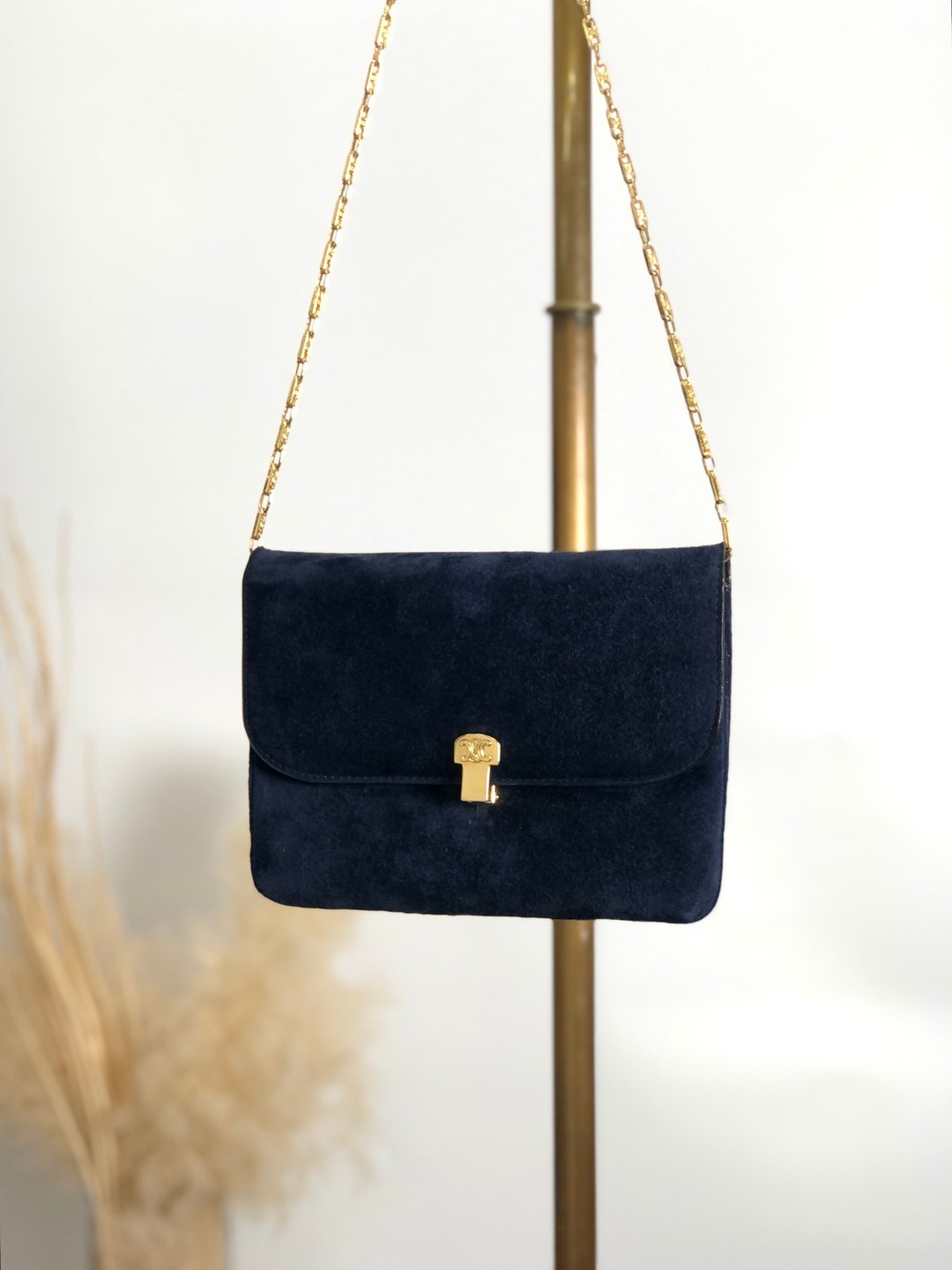 【 日本直送 名牌中古包 】CELINE  સેલિન (CELINE) 肩背包 海军蓝 徽章 麂皮 链条 vintage 古董 bppgsa - 侧背包/斜挎包 - 真皮 蓝色