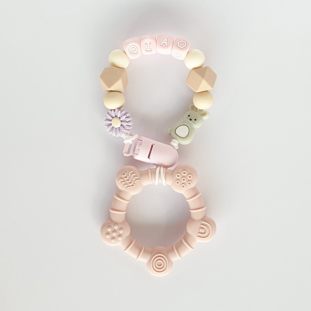 定制化 QIAO 兔子 雏菊 珊瑚粉小乌龟固齿器 - 玩具/玩偶 - 其他材质 粉红色