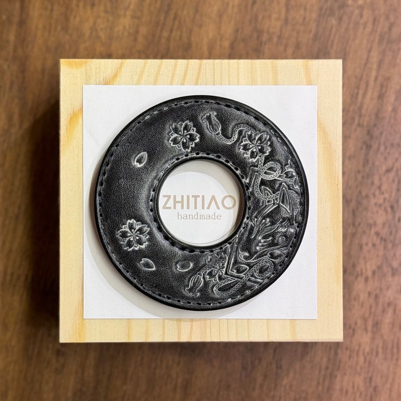 原创手工制作牛皮剑道刀镡 御先稻荷 雾蜡黑 剑锷 Tsuba - 运动配件 - 真皮 黑色