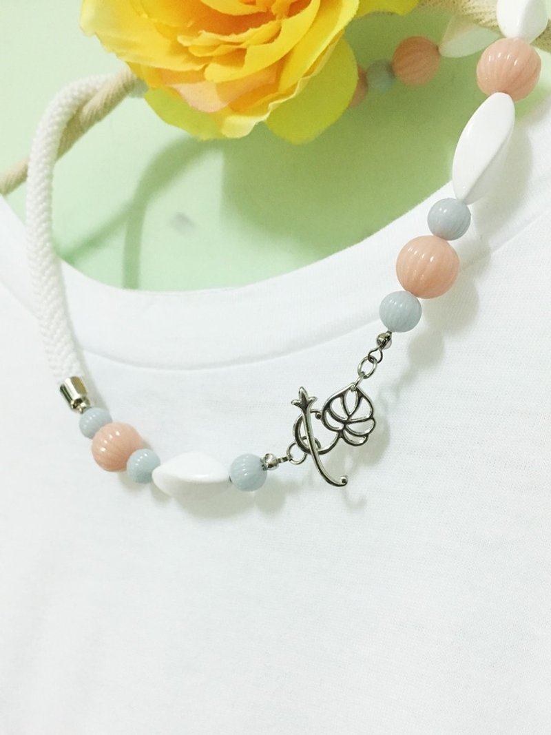 春天 白色 钩织 颈链 White Spring Crochet Necklace (N1603JC) - 颈链 - 其他材质 白色