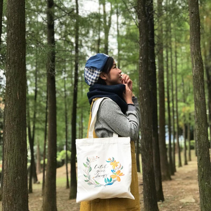 Mstandforc 黄色花圈拉链布袋  定制化名字  帆布袋 - 侧背包/斜挎包 - 棉．麻 多色