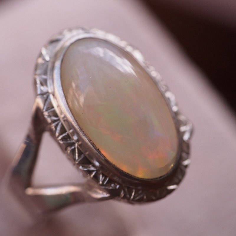 天然蛋白石 大颗 非洲欧泊 手工纯银雕金戒指 Opal Handmade ring - 戒指 - 半宝石 多色