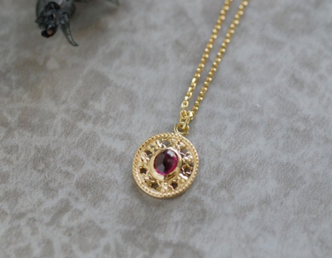 [Made to order] Lucky Star Necklace / Garnet - 项链 - 宝石 