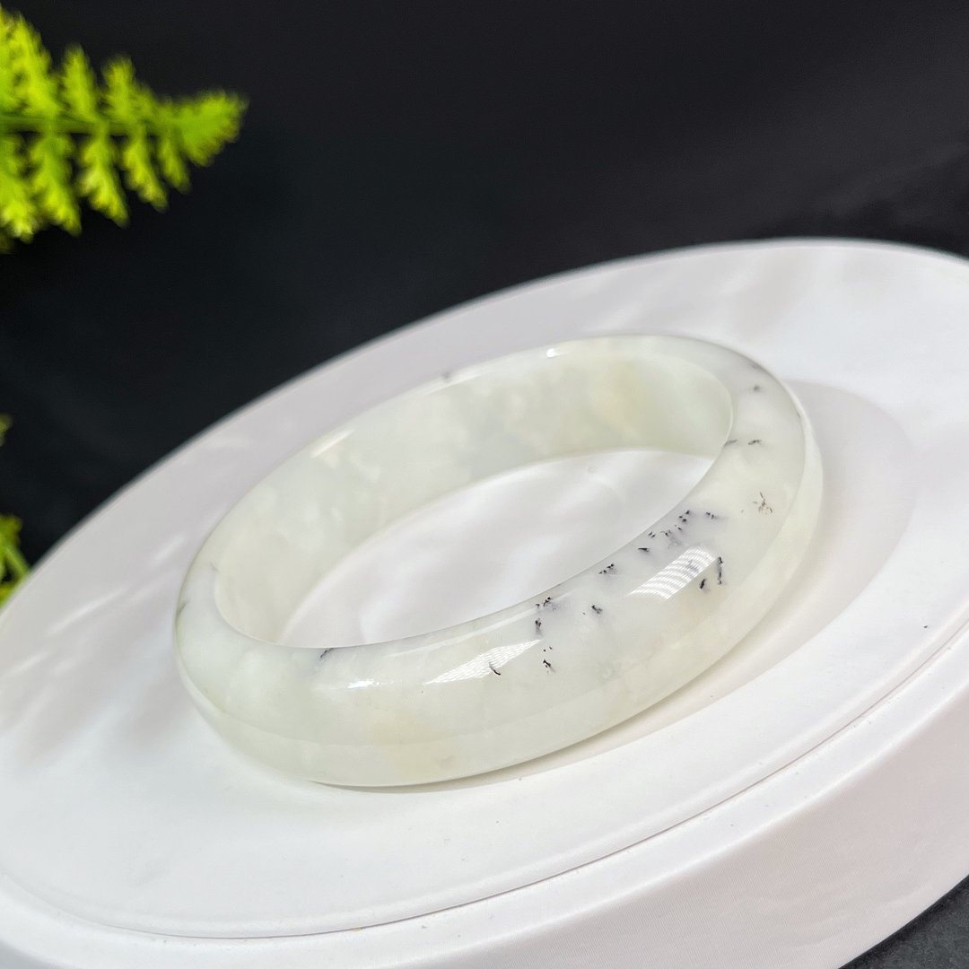 独特哈密蛋白石手镯59MM 玉化高瓷飘黑色树枝纹欧泊手环 个人魅力 - 手链/手环 - 半宝石 白色