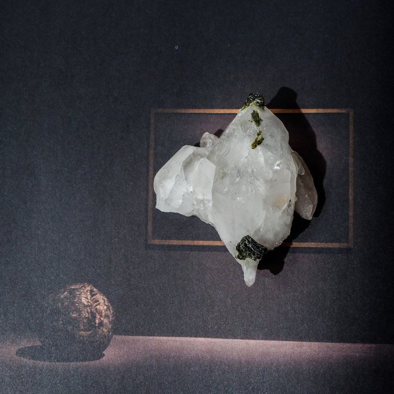 神灯精灵-绿帘共生白水晶 - 摆饰 - 水晶 绿色