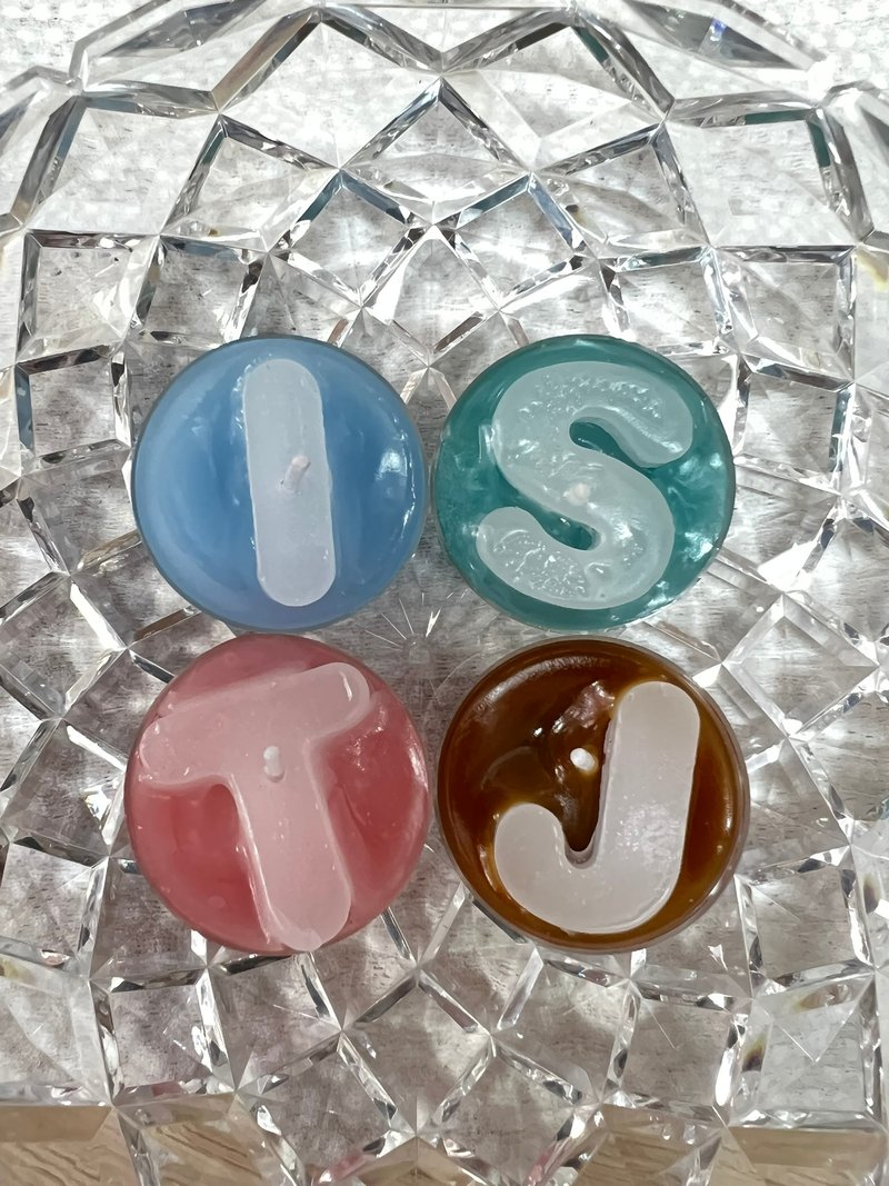 MBTI 茶蜡 小礼物 - 香薰/精油/线香 - 其他材质 多色