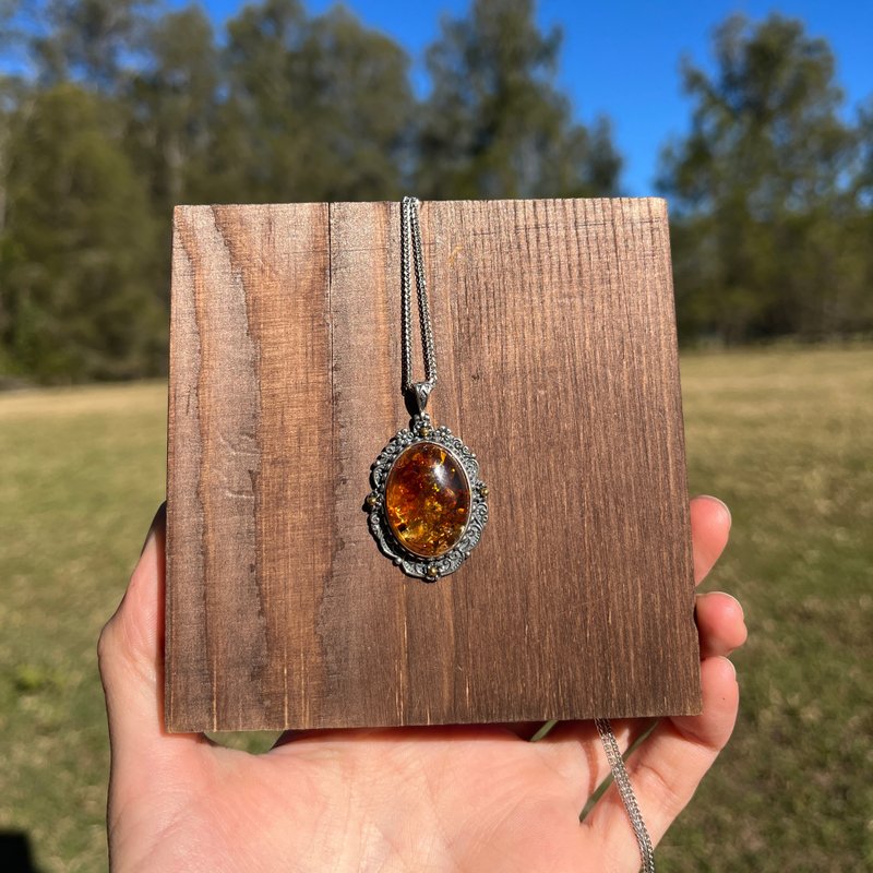 喜迎瑶 925银 琥珀 琥珀项链 琥珀吊坠 手工银饰 民族风 - 项链 - 纯银 银色