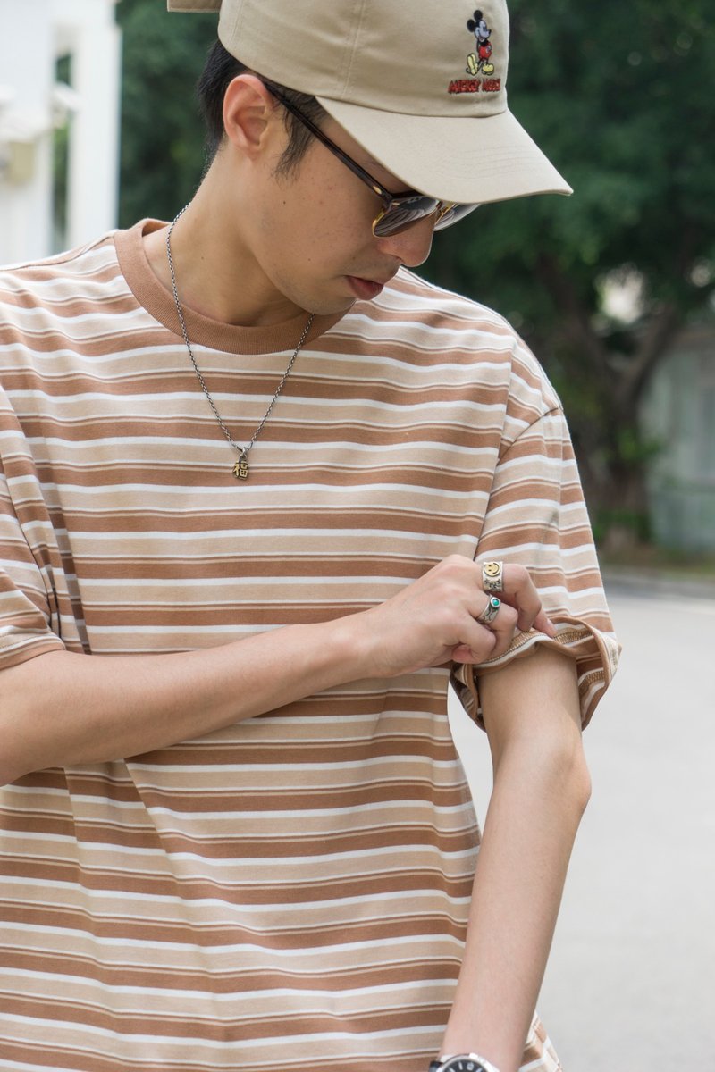 STRIPE T-SHIRT 夏季日系撞色條紋短袖 寬鬆剪裁休閒日常搭配T恤 - 男装上衣/T 恤 - 棉．麻 多色