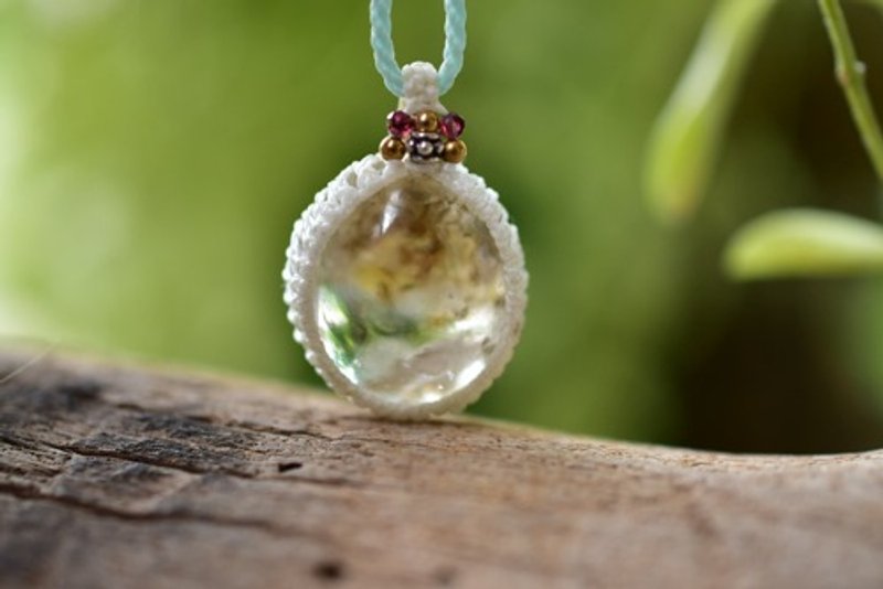 彩虹褐铁矿席勒瀑布花园石英花边吊坠 293 - 项链 - 宝石 透明