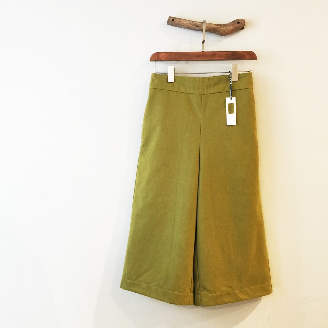 R.H. clothes / 厚磅暖暖宽裤 / 芥黄色（sold out） - 女装长裤 - 纸 