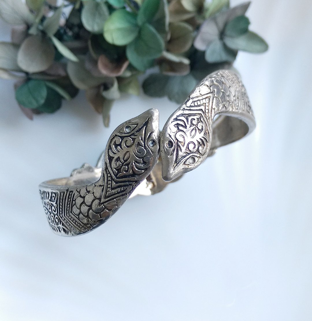 【西洋古董饰品】银色调 双头蛇镀银 雕纹 开口 手环 - 手链/手环 - 其他材质 金色