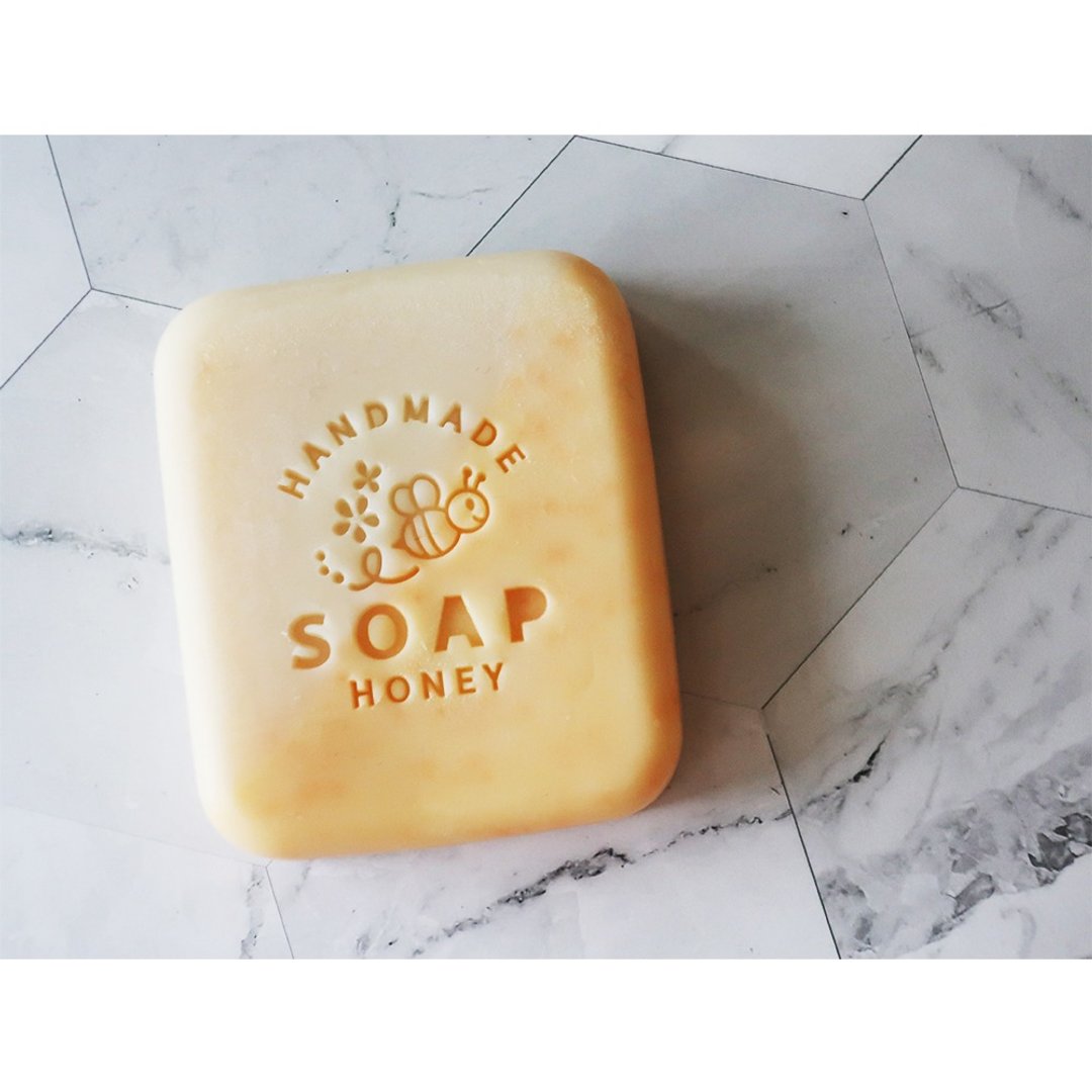 【皂章A11】小蜜蜂 蜂蜜 HONEY 可爱皂章 ソープスタンプ - 蜡烛/香氛/手工皂 - 压克力 