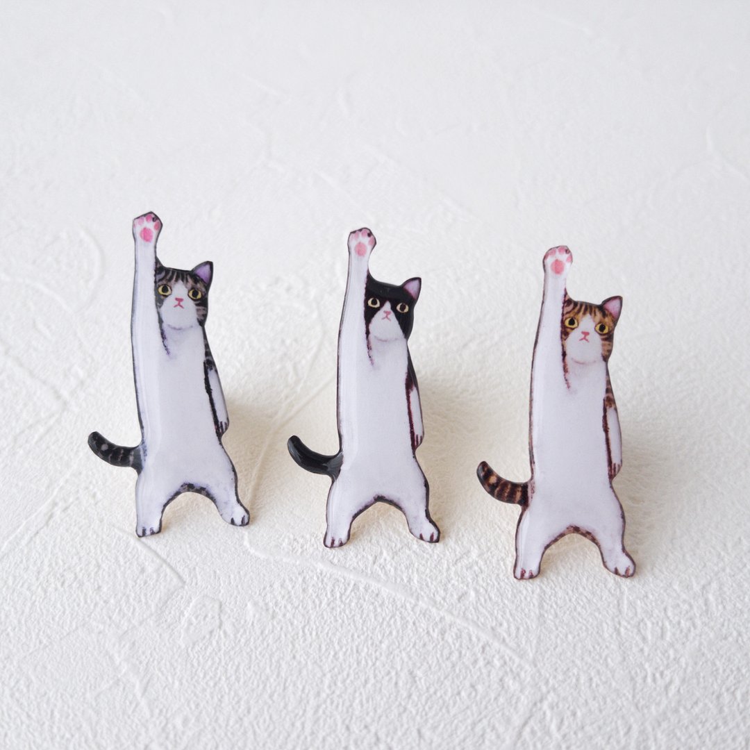 Hi cat brooch - 胸针 - 树脂 多色