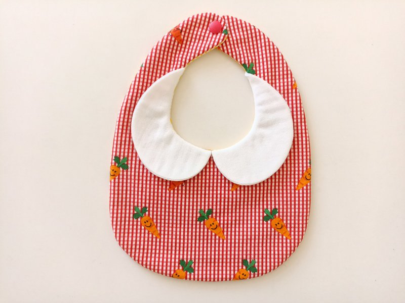 【5日内出货】领片围兜 红格 红萝卜 弥月礼物 婴儿围兜  口水 - 围嘴/口水巾 - 棉．麻 多色