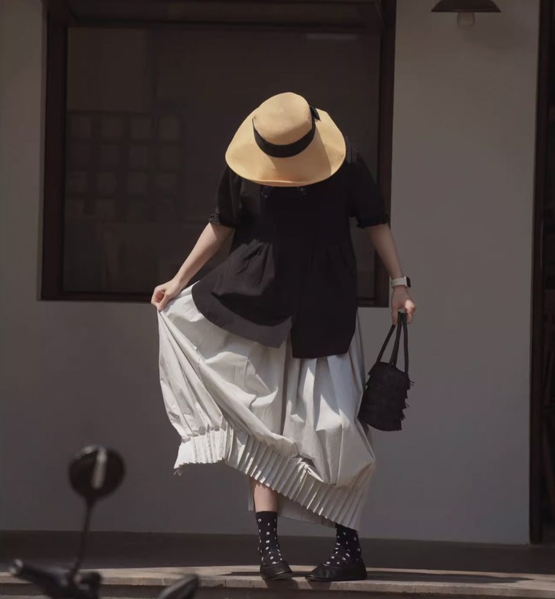 杏灰色 純棉下擺百褶裙 半身长裙 - 裙子 - 棉．麻 灰色